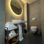Decor Canal House 4*