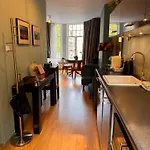 Decor Canal House