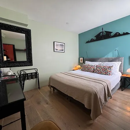 Oda ve Kahvaltı Decor Canal House *