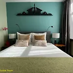 Decor Canal House Panzió