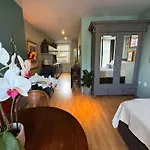 Bed & Breakfast Decor Canal House Amsterdam